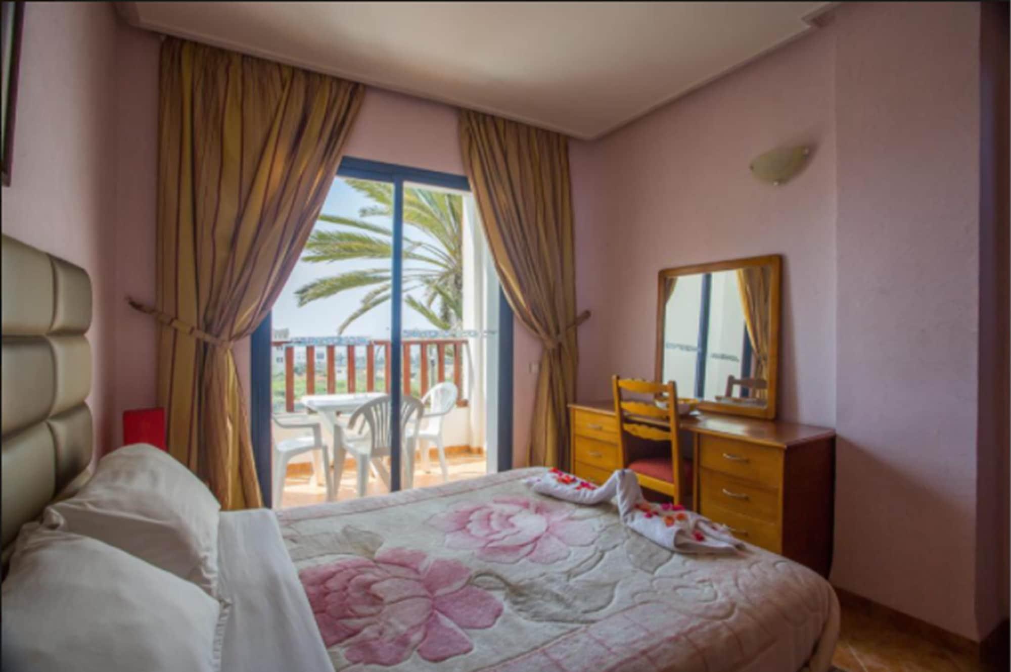 Rihab Apartahotel 3*