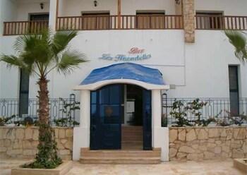 Rihab Apartahotel